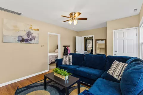 828 Beloit Ave, Forest Park, IL 60130 photo 12