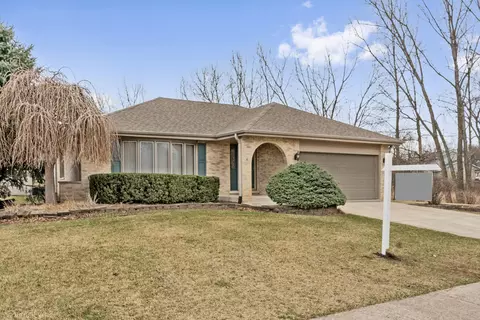 1262 Rutgers Dr, Woodridge, IL 60517