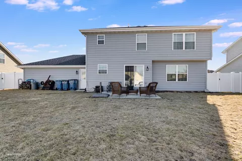 Exterior - 1836 Periwinkle Dr, Morris, IL 60450 photo 2 of 2