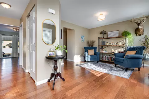 Entry Way - 1836 Periwinkle Dr, Morris, IL 60450 photo 1 of 3