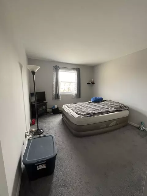 Bedroom - 1250 E Washington St #10, Des Plaines, IL 60016 photo 2 of 2