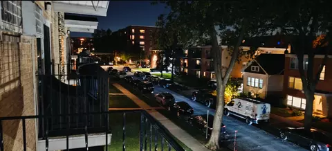 Exterior - 1250 E Washington St #10, Des Plaines, IL 60016 photo 3 of 3