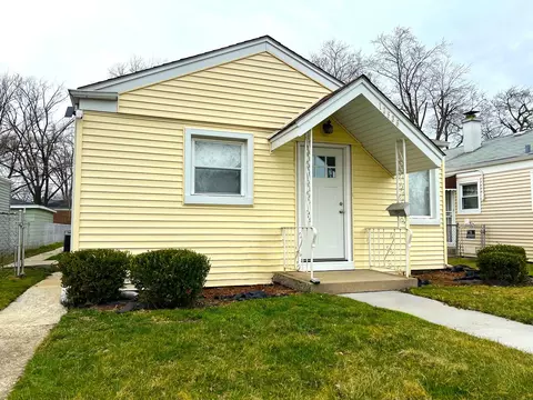 12536 S Elizabeth St, Calumet Park, IL 60827