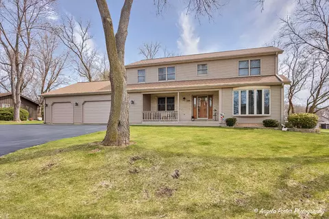 4208 Florence Dr, Johnsburg, IL 60051