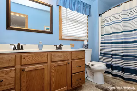 4208 Florence Dr, Johnsburg, IL 60051 photo 18