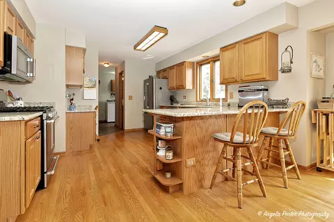 4208 Florence Dr, Johnsburg, IL 60051 photo 11