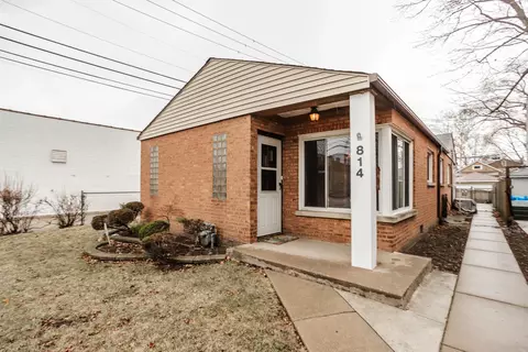 814 Hannah Ave, Forest Park, IL 60130