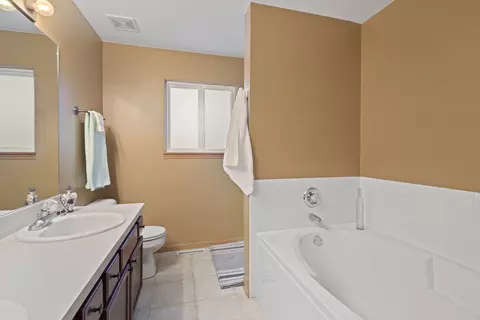 Bath - 1301 S Major Dr W, Plainfield, IL 60586 photo 2 of 4