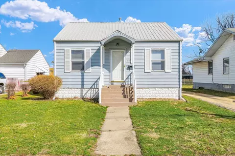 318 N Sheldon St, Rantoul, IL 61866