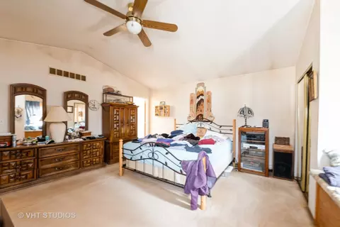 Bedroom - 507 4th Ave, Marengo, IL 60152 photo 2 of 3