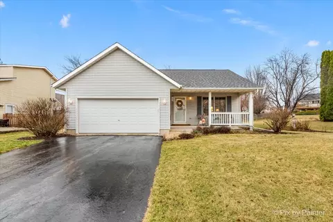 705 Cherry Tree Ln, Genoa, IL 60135