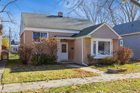 3737 Harrison Ave, Brookfield, IL 60513