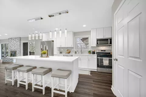 Kitchen - 30 Cornwall Dr, Crete, IL 60417 photo 1 of 7
