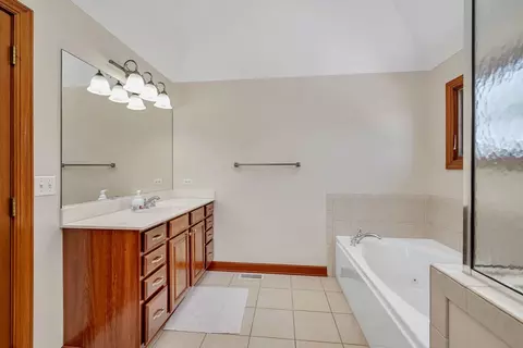 15920 Hometown Dr, Plainfield, IL 60586 photo 23