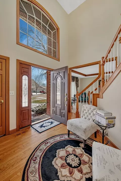 15920 Hometown Dr, Plainfield, IL 60586 photo 4