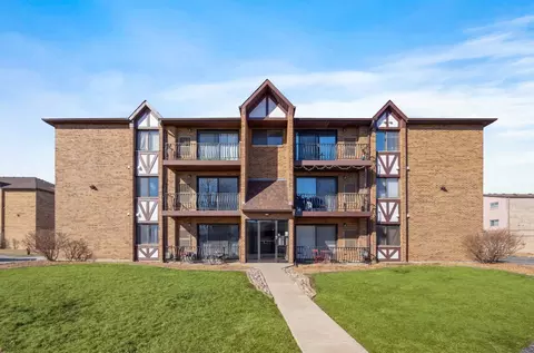 17525 71st Ct #2C, Tinley Park, IL 60477