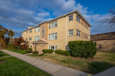 5738 W Higgins Ave #GS, Chicago, IL 60630