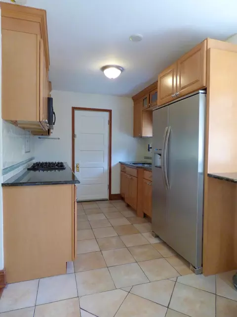 Kitchen - 240 Springfield Ter, Des Plaines, IL 60018 photo 3 of 3