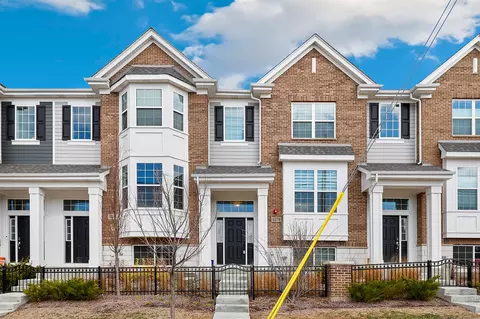 9278 W 143rd St, Orland Park, IL 60462