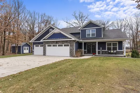 3051 Jennifer Ct, Wheatfield, IN 46392