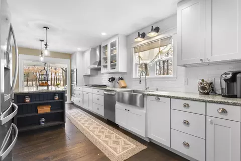 3051 Jennifer Ct, Wheatfield, IN 46392 photo 9