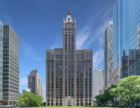680 N Lake Shore Dr #1507, Chicago, IL 60611