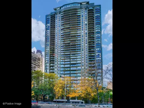 1040 N Lake Shore Dr #14C, Chicago, IL 60611