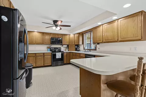 1223 N Briar Ave, Kankakee, IL 60901 photo 9