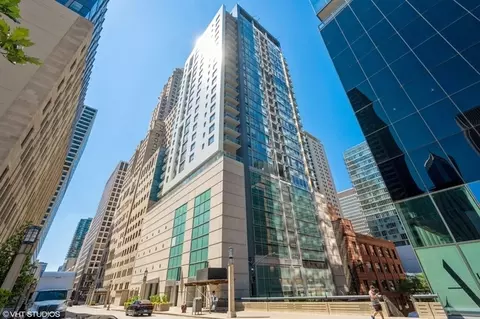 160 E Illinois St #2207, Chicago, IL 60611