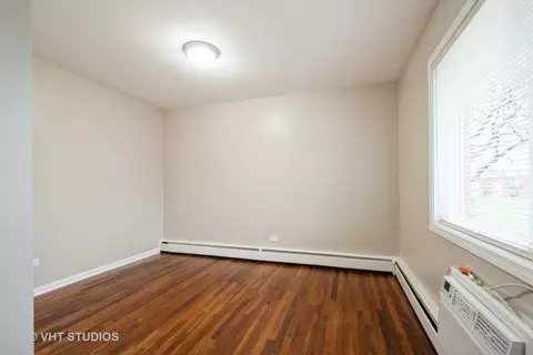 Bedroom - 9546 Dee Rd #2F, Des Plaines, IL 60016 photo 1 of 2