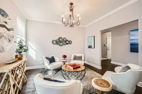 Living - 217 Sunset Ln, Addison, IL 60101 photo 3 of 3