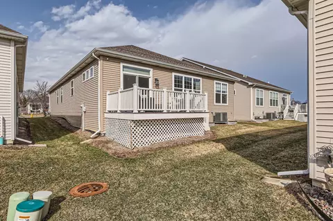 Exterior - 217 Sunset Ln, Addison, IL 60101 photo 5 of 5