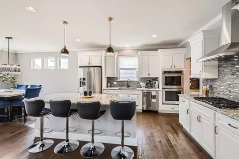 Kitchen - 217 Sunset Ln, Addison, IL 60101 photo 1 of 2