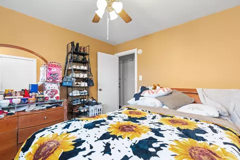 Bedroom - 233 S Hale St, Addison, IL 60101 photo 4 of 6