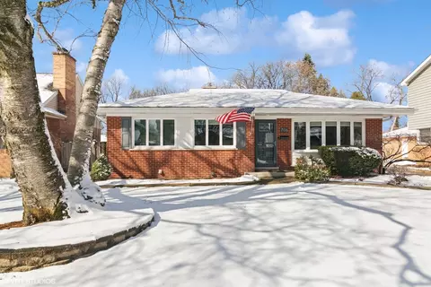 706 S I Oka Ave, Mount Prospect, IL 60056
