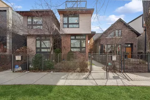 1923 W Huron St, Chicago, IL 60622