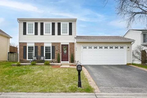 578 Oswego Dr, Carol Stream, IL 60188