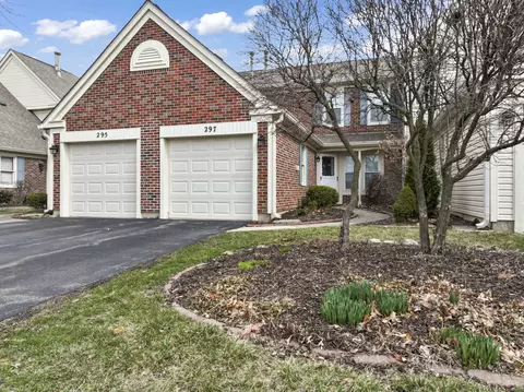 297 University Ln, Elk Grove Village, IL 60007
