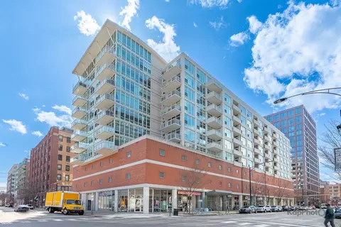 909 W Washington Blvd #712, Chicago, IL 60607