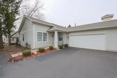 13013 Pennsylvania Ave, Huntley, IL 60142