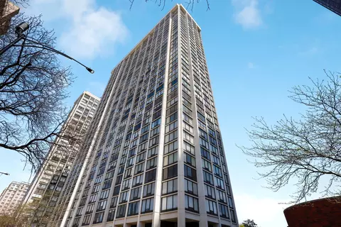 5445 N Sheridan Rd #3901, Chicago, IL 60640