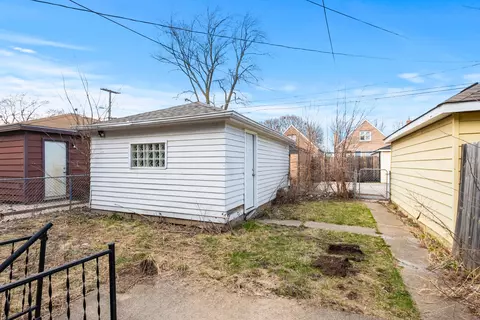 1040 W 92nd Pl, Chicago, IL 60620 photo 18