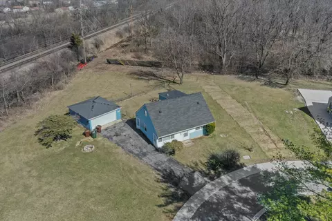 View/Area - 30 Apache St, Park Forest, IL 60466 photo 1 of 2