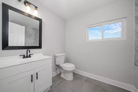 Bath - 30 Apache St, Park Forest, IL 60466 photo 2 of 2