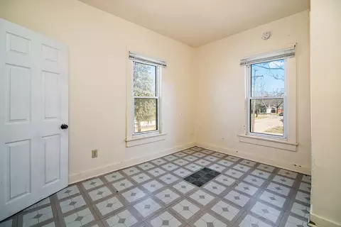 Bedroom - 604 S Poplar Ave, Kankakee, IL 60901 photo 3 of 5