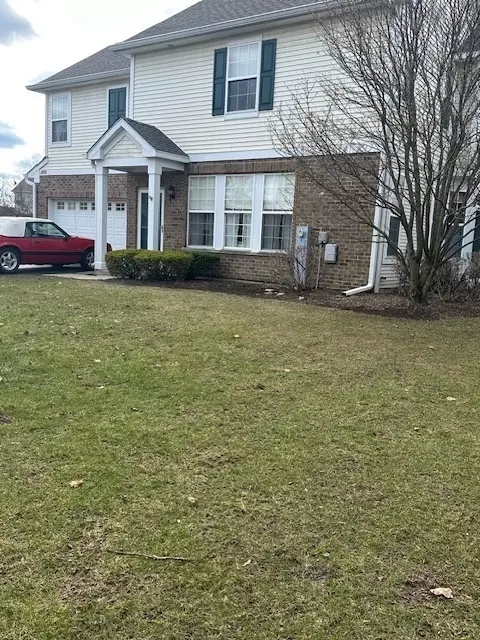 1450 Millbrook Dr, Algonquin, IL 60102 photo 2