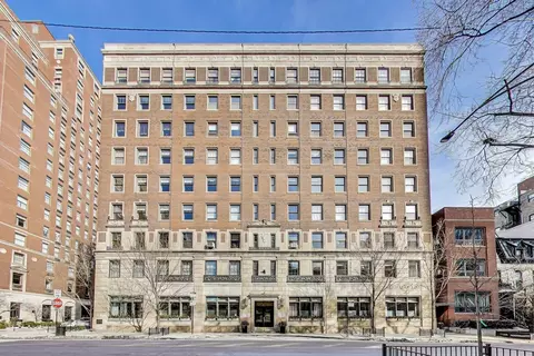 1255 N State Pkwy #2D, Chicago, IL 60610