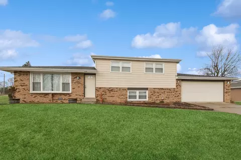 1856 W 97th Ct, Crown Point, IN 46307