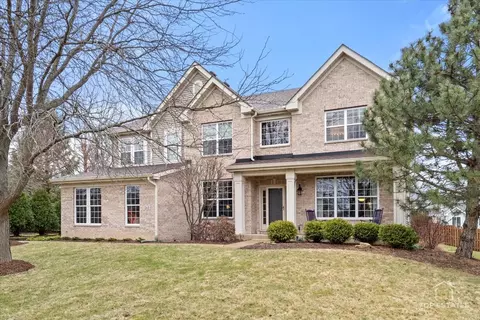 261 Willowbrook Way, Geneva, IL 60134