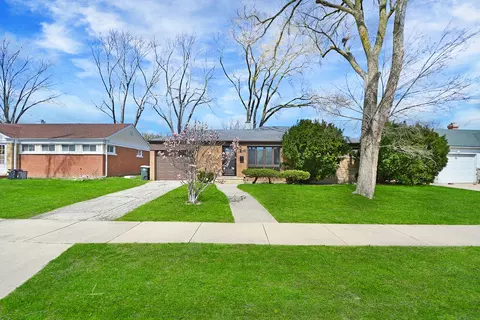 7048 Emerson St, Morton Grove, IL 60053
